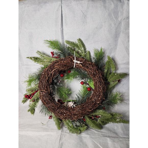 Christmas Wreath Front Door 18" Winter Wreaths with Natural Pine Cones Berries - Picture 6 of 6